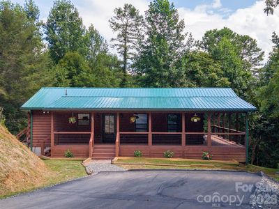 677 Ridgetop Cir, Whittier, NC, 28789