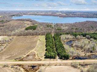 28 Zuni St NW, Isanti, MN 55040