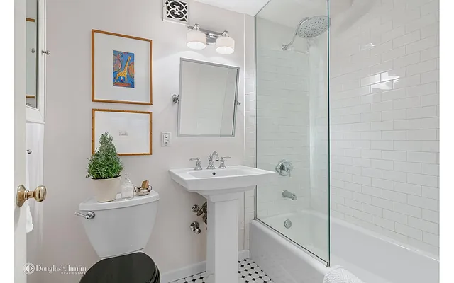 Sold by Douglas Elliman | media 18