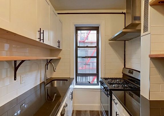 5th image of 530 W 147th St #1A