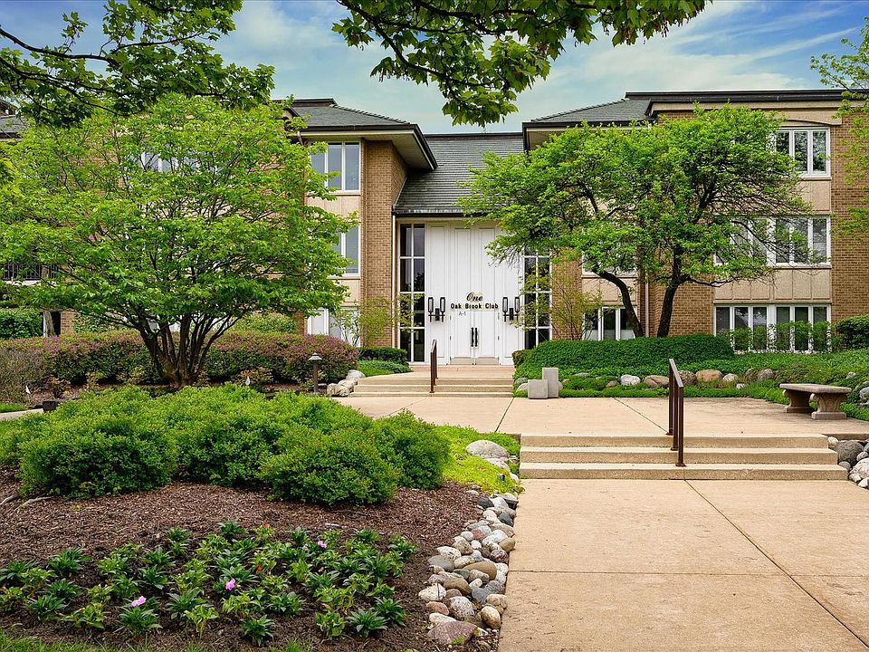 1st image of 1 Oak Brook Club Dr #30