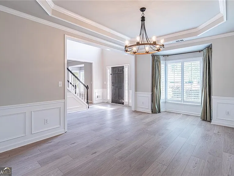 5491 Oxford Chase Way — Photo 8