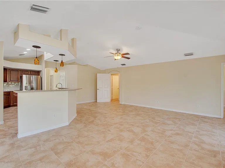 739 S Easy St — Photo 12