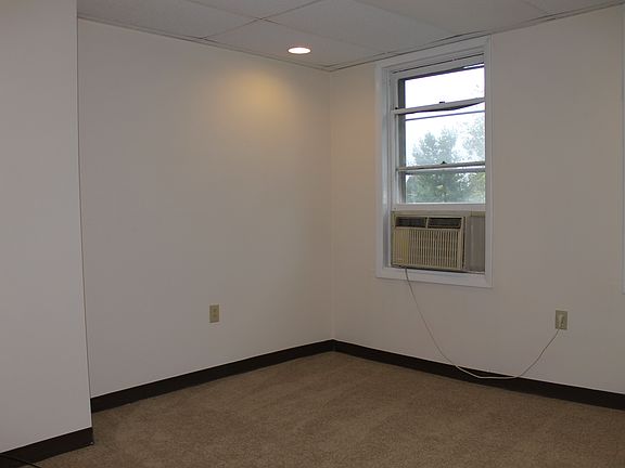 5th image of 126 W South St #B