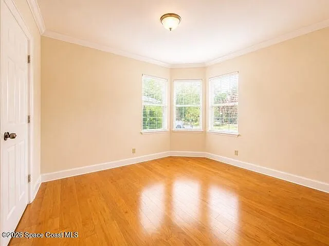 760 Wintergreen Ln — Photo 15