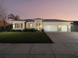 15505 Saint Clement Way, Bakersfield, CA 93314