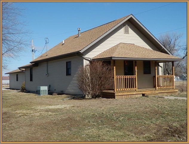 1st image of 1014 Monroe St