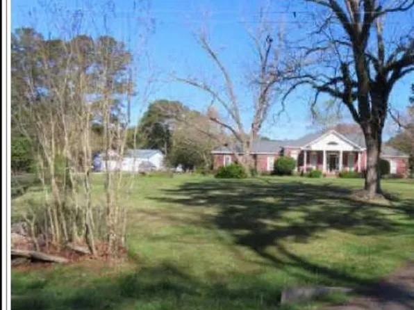 183 Bullard Ln, Cerro Gordo, NC 28430