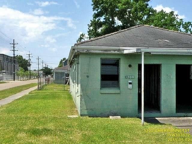 1st image of 1300 Charbonnet St