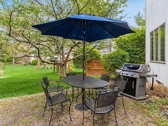 4th image of 548 Kingfisher Dr