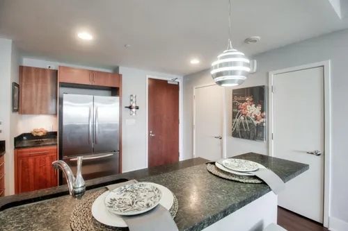 88 E San Fernando St Photo 1