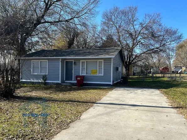 701 4th St, Queen City, TX 75572