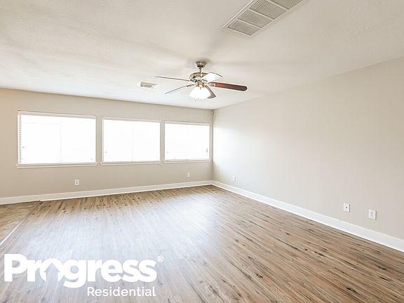 4th image of 19511 Green Chase Ln