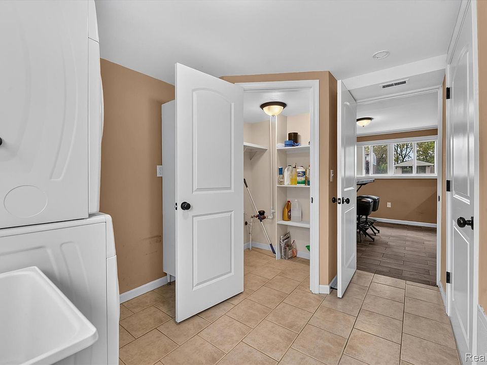 11837 Delvin Dr, photo 26
