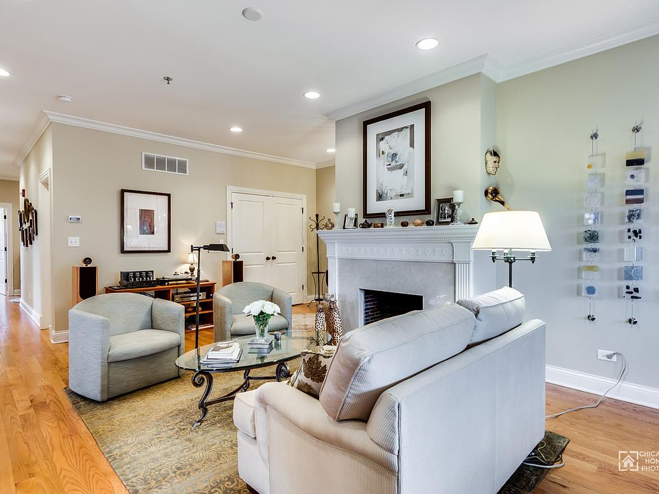 1st image of 632 Hinman Ave APT 3A