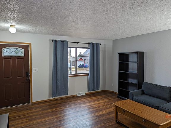 2nd image of 410 Clarke Dr APT A