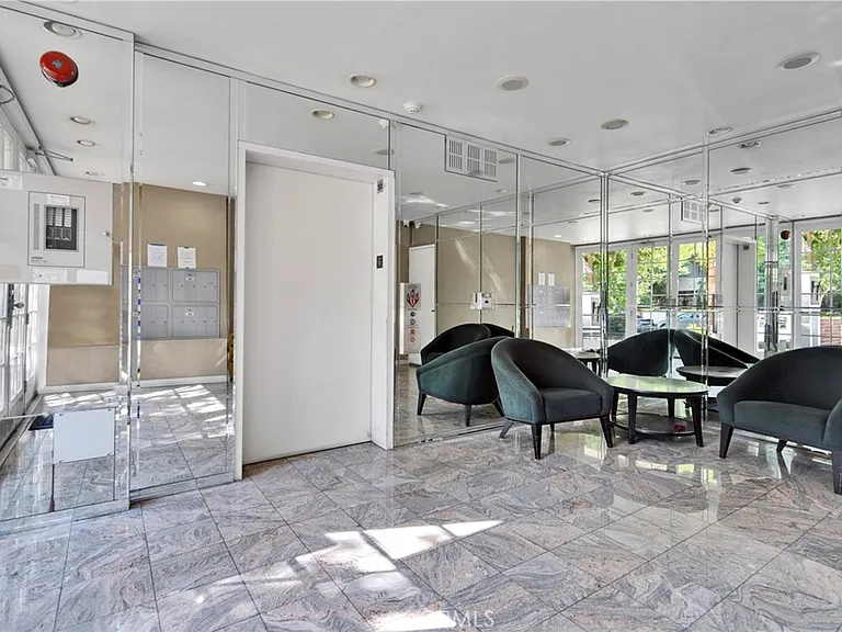 1800 Butler Ave #104 — Photo 30
