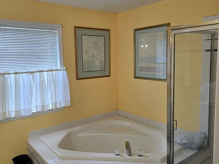 155 Woodstream Ct — Photo 13