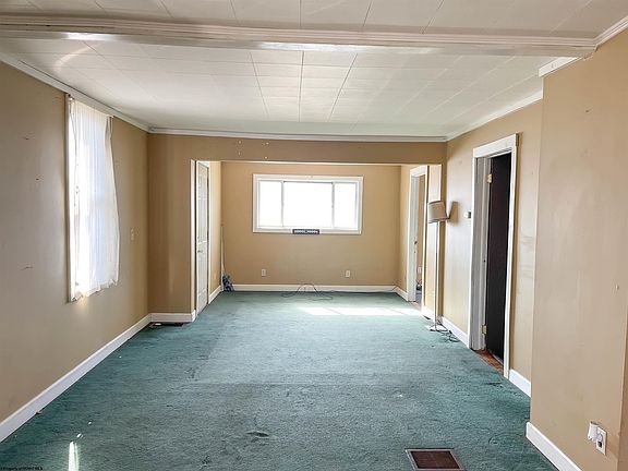 5th image of 219 Miners Way