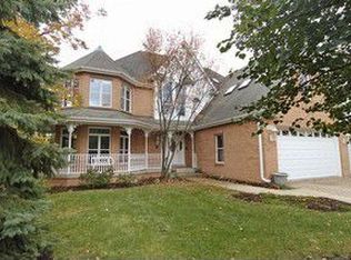 827 W Crescent Ave, Palatine, IL 60067