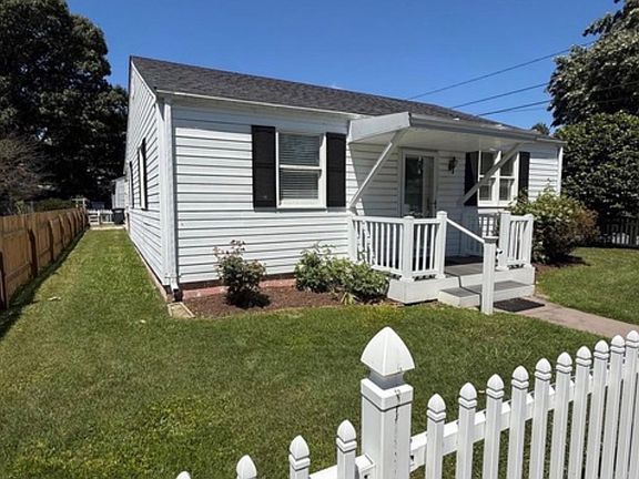 2nd image of 520 Taggart St
