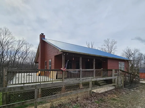 117 Coyote Ln, Oneida, TN 37841