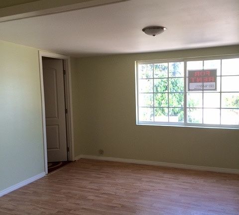 2nd image of 10944 Collins St