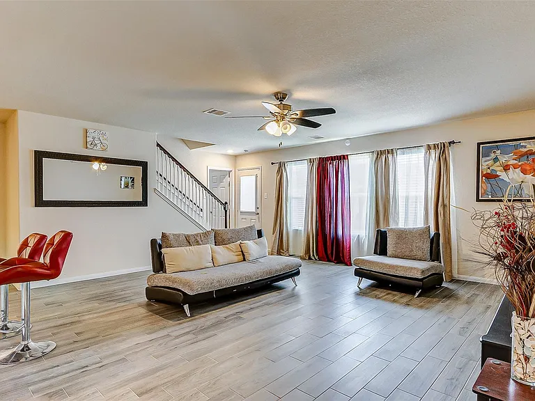 21219 Fox Hillside Way — Photo 7