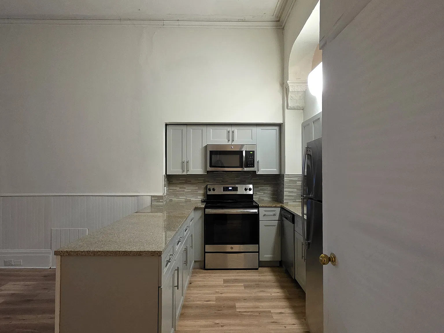 1 bed, 521 sqft, $1,605 — Photo 2