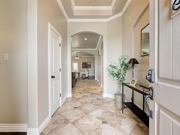 3rd image of 15924 Cantera Creek Dr