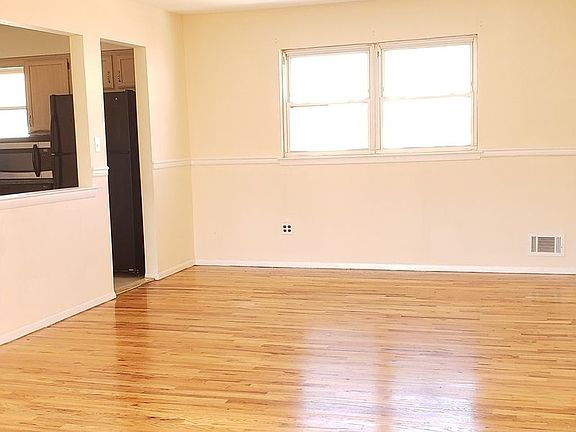 5th image of 281 Wilson Ave #2