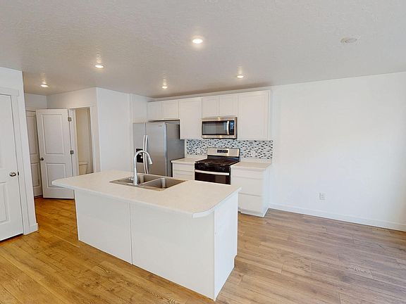 2nd image of 1917 N Blue Iris Ave #1090