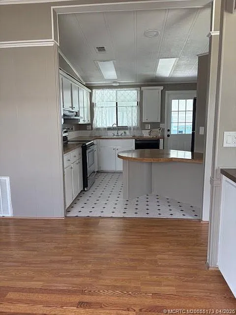 2 bed, 2.0 bath, 1152 sqft, $1,495 — Photo 3