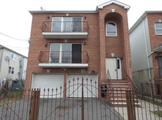 184 S 8th St, Newark, NJ 07103