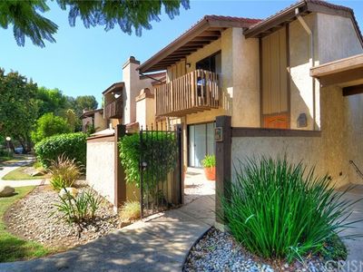 21545 Erwin St UNIT 101, Woodland Hills, CA, 91367