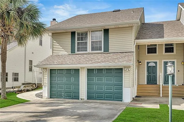 3 bed, 2.0 bath, 1869 sqft, $3,500 — Photo 2