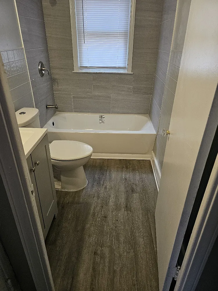 2 bed, 1200 sqft, $1,100 — Photo 4