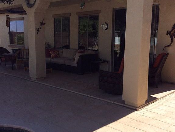 2nd image of 1652 E Lee Dr