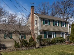 54 Plymouth Rd, Wakefield, MA 01880