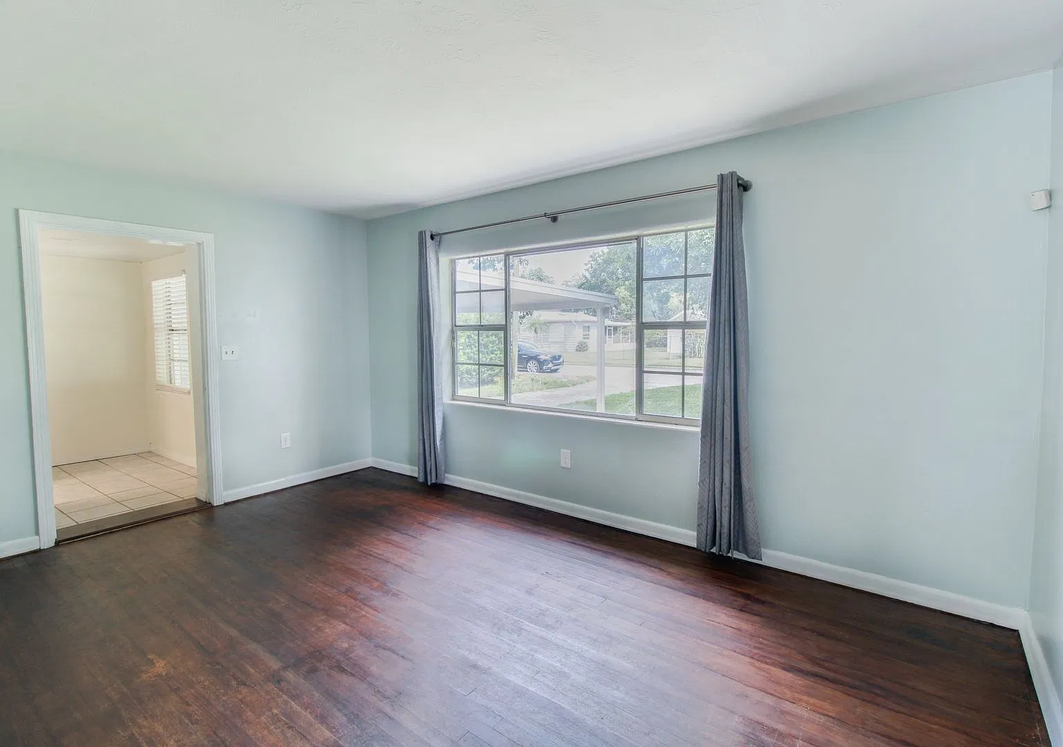 3320 Lila Drive — Photo 3
