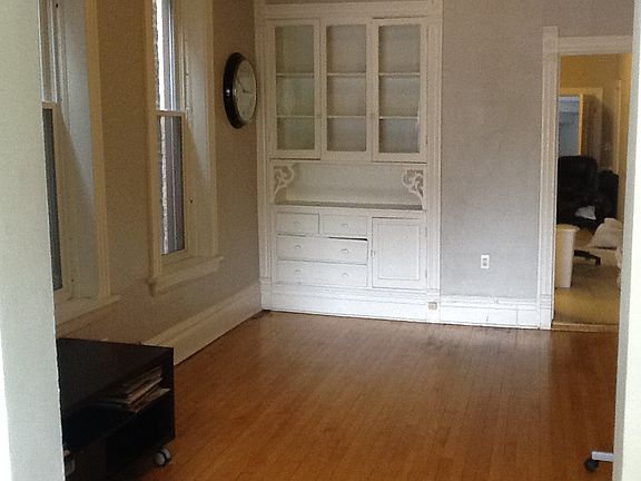 4th image of 1543 N Western Ave #2