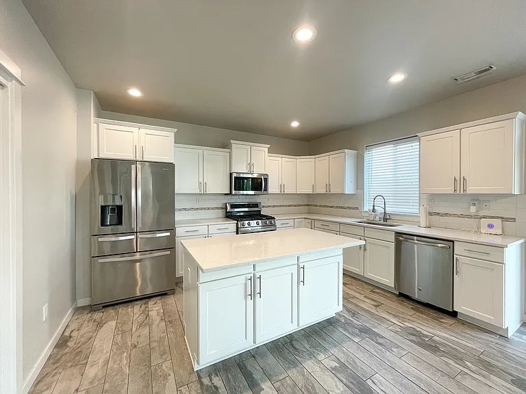 11473 W Baserri Dr — Photo 13