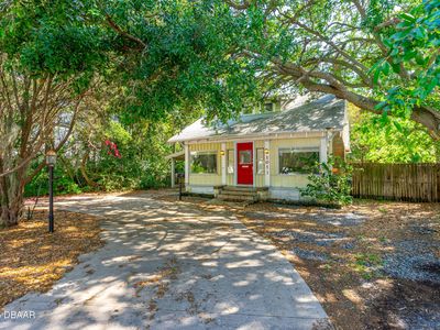 1011 S Peninsula Dr, Daytona Beach, FL, 32118