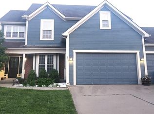 301 Wyndham Dr, Lansing, KS 66043