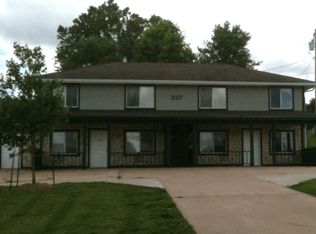 227 Cheyenne St APT C, Leavenworth, KS 66048