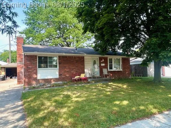 31421 Meadows Ave, Madison Heights, MI 48071