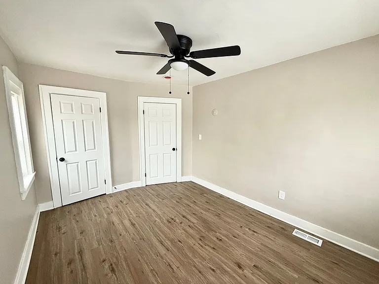 9355 Ward Ave — Photo 5