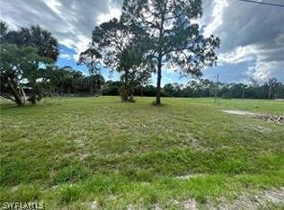 8018 Grady Dr, North Fort Myers, FL 33917