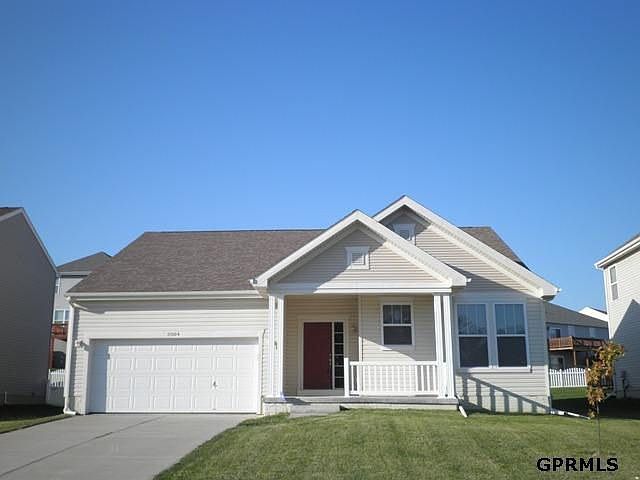 1st image of 2004 S River Rock Dr