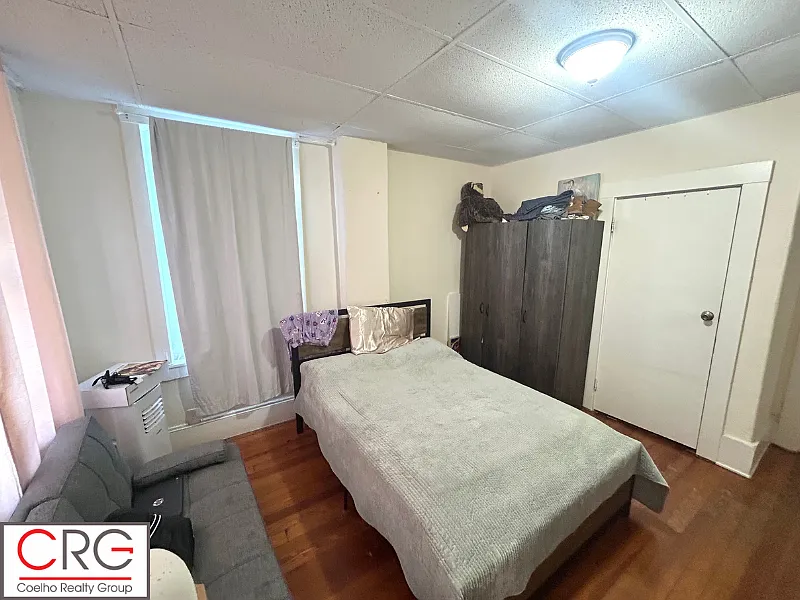 Building Photo - 31 Elmwood St #2